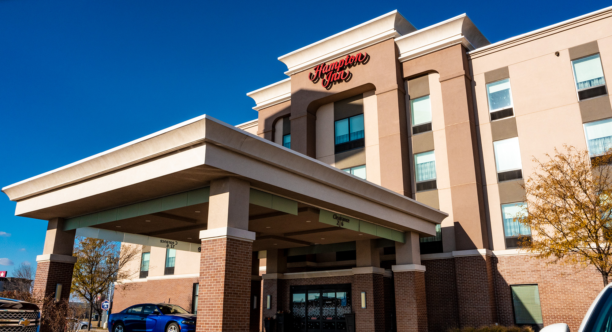 Hampton Inn & Suites